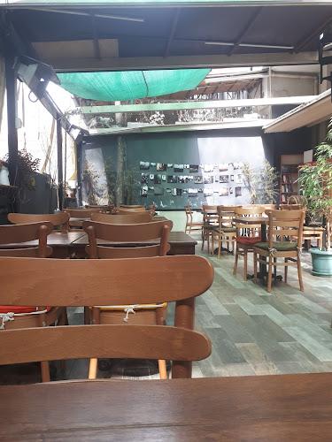 Madam Rita Cafe