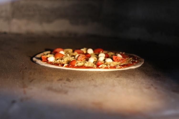 Sio’la (SİOLA) Ristorante Pizzeria & Cafe